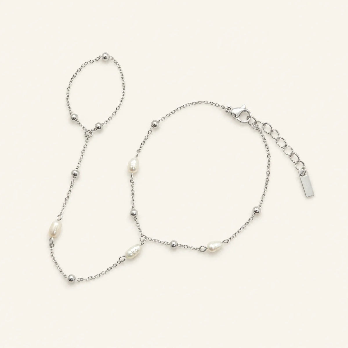 Bora Hand Chain