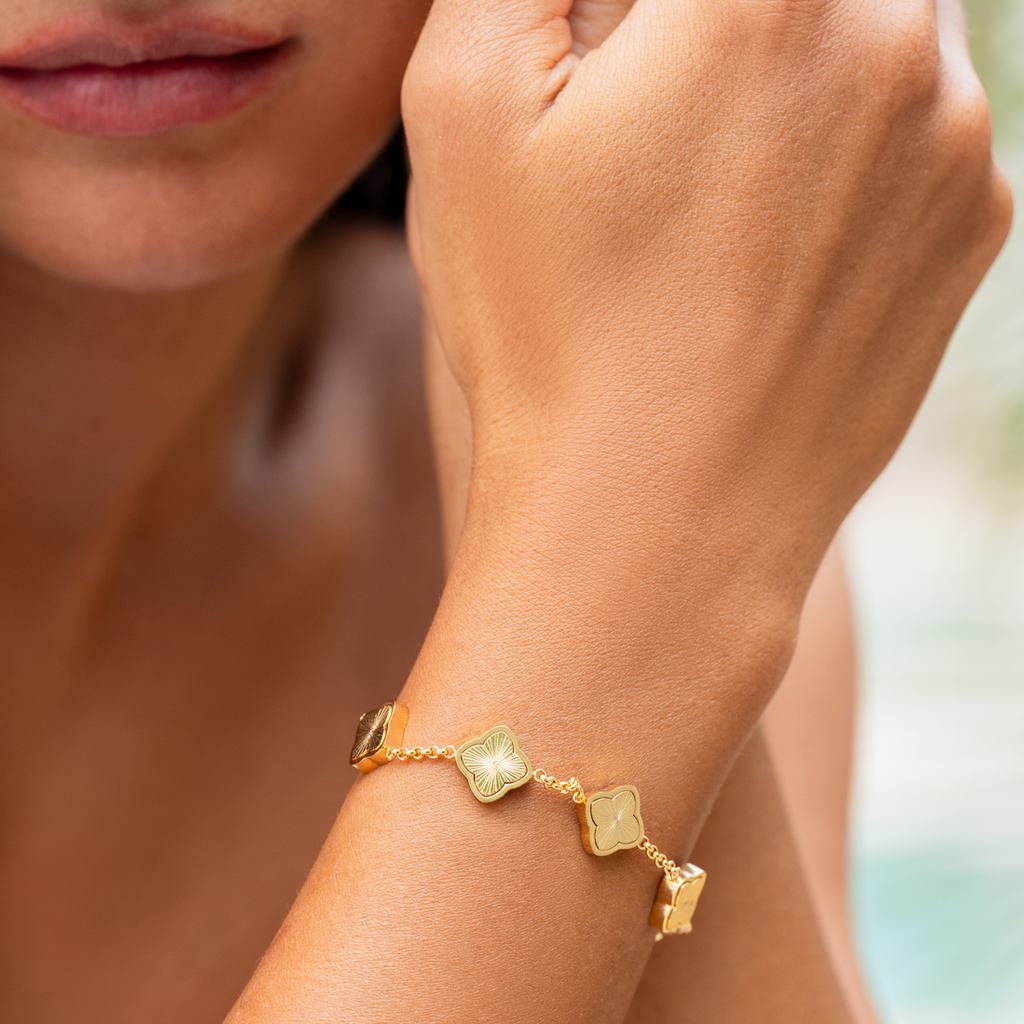 Celine Clover Bracelet - White-Black